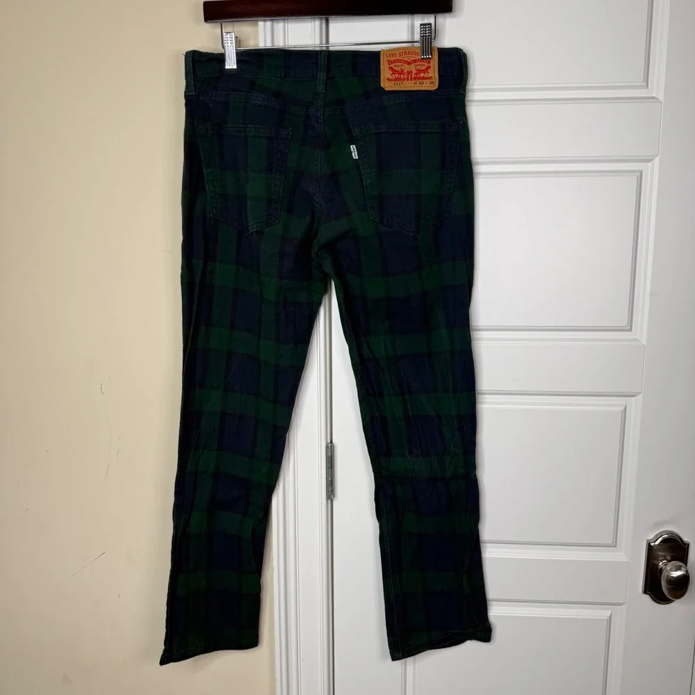 Levi's 511 Slim Fit Pants Mens 32/28 Green Navy Black Watch Plaid Stretch